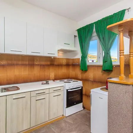 By The Sea Pirovac, Sibenik - 6280 * Pirovac