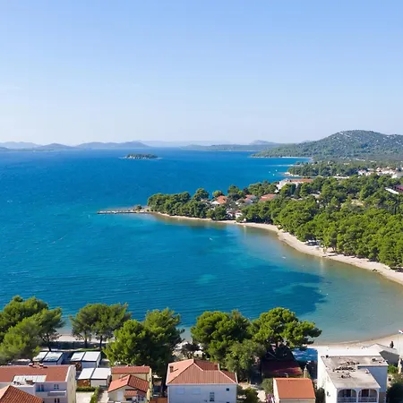 Apartments By The Sea Pirovac, Sibenik - 6280 *