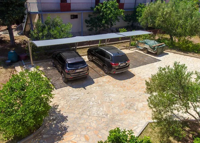 Apartment Apartments By The Sea Pirovac, Sibenik - 6280 *