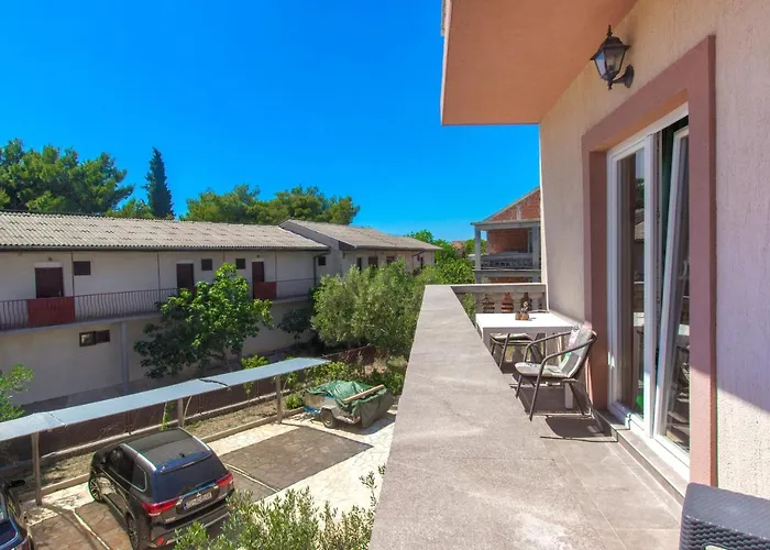 Apartments By The Sea Pirovac, Sibenik - 6280 Apartment *